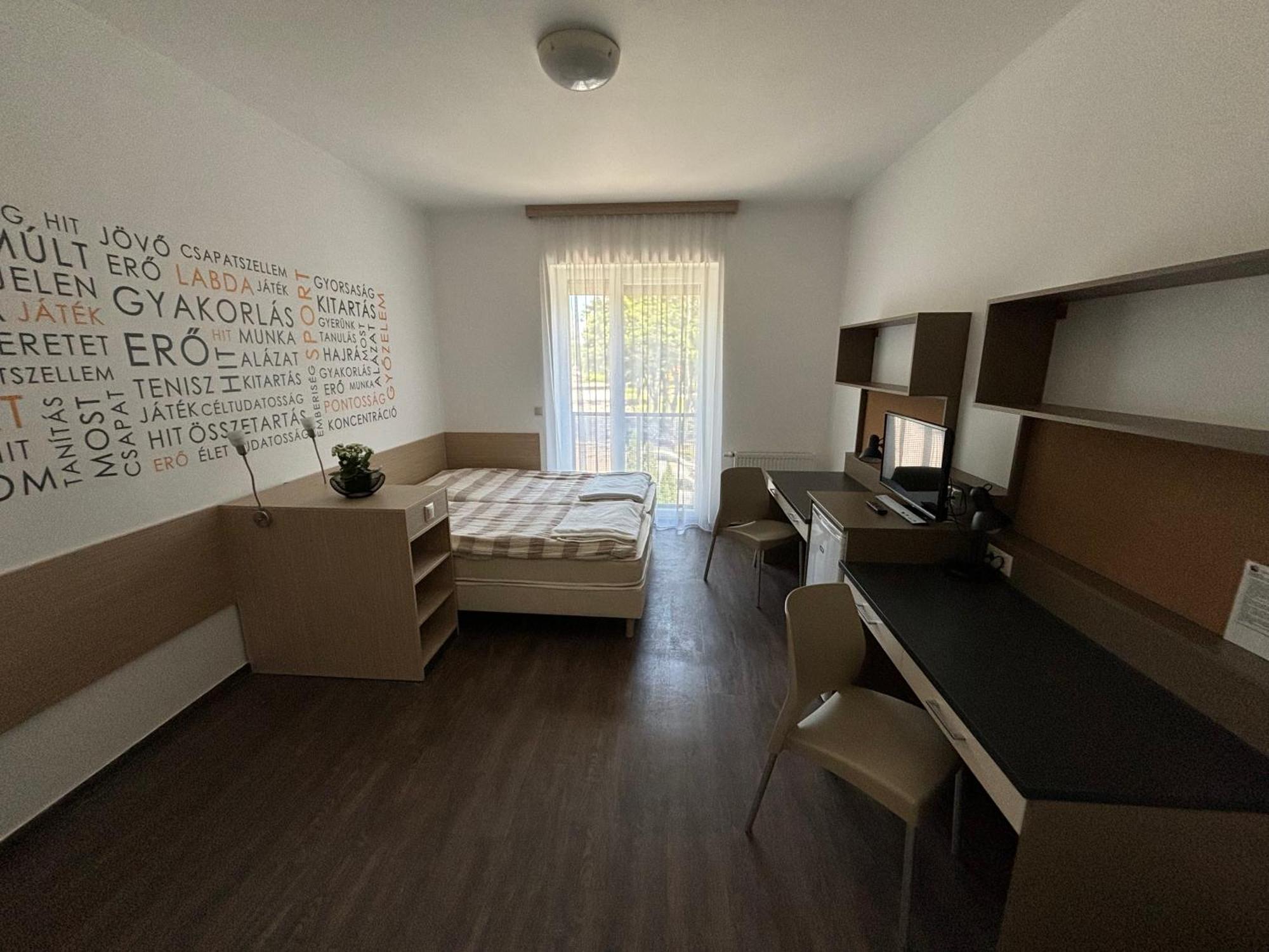 Skc Siofok Aparthotel Bagian luar foto